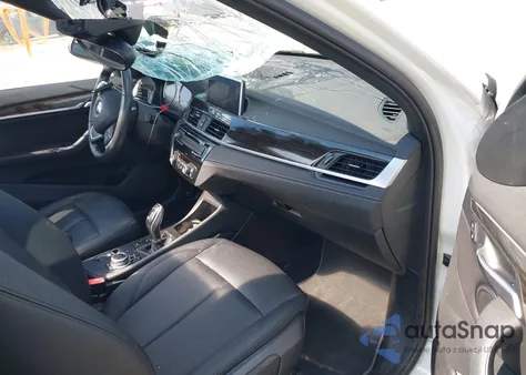 2020 BMW X1 xDrive28I из США, поврежденный, VIN WBXJG9C09L5R73288